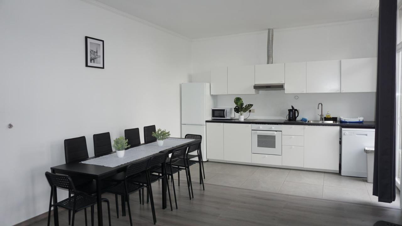 Apartments Plantin 3 Sleeping Rooms 2 Bathrooms. Antwerp Exterior photo